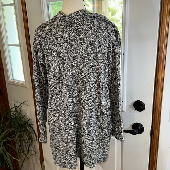American Eagle Knit Cardigan - Picture 2 of 7